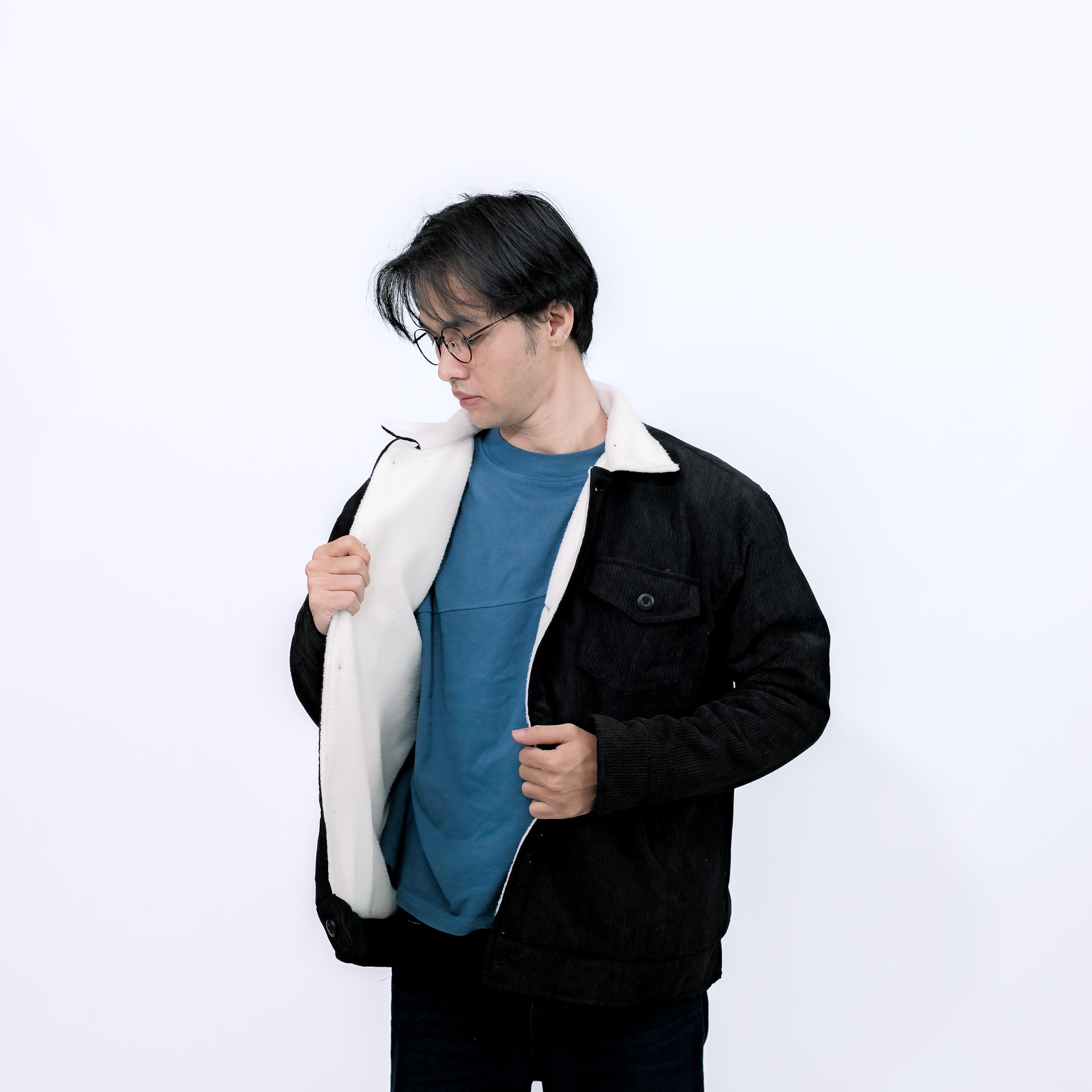 PRUDELS — Jaket Corduroy Sherpa — Artikel Vora — Outerwear Pria Vintage Streetwear — Material Corduroy & Bulu Sherpa foto 5